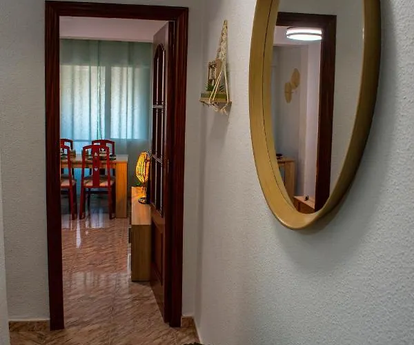 Entero, A Diez Minutos De La Juderia, Cochera Opcional Apartment *