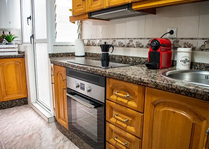 Entero, A Diez Minutos De La Juderia, Cochera Opcional Apartment