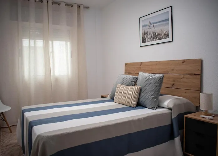 Apartment Entero, A Diez Minutos De La Juderia, Cochera Opcional *